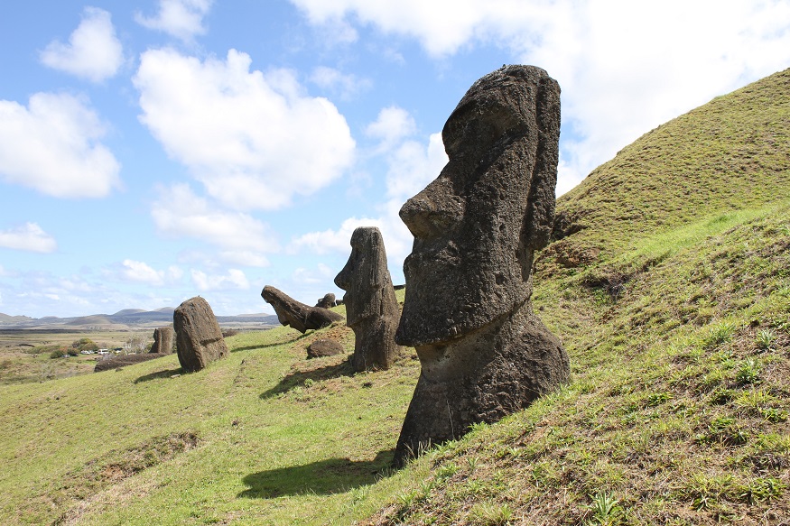 backpacking chile, easter island statue heads