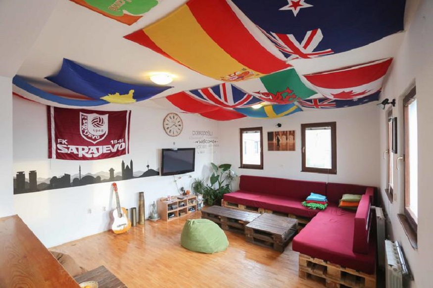 things to do in sarajevo, lounge room at a hostel in sarajevo