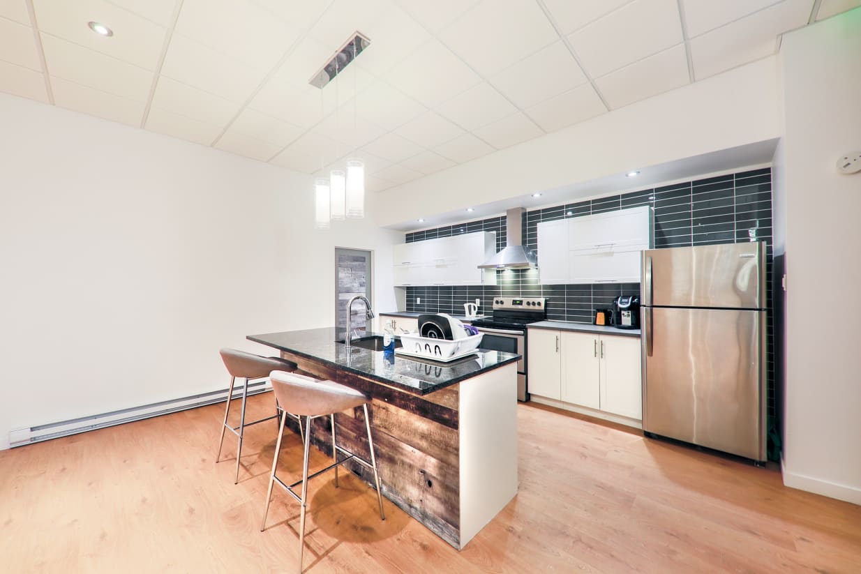 Hostel Image