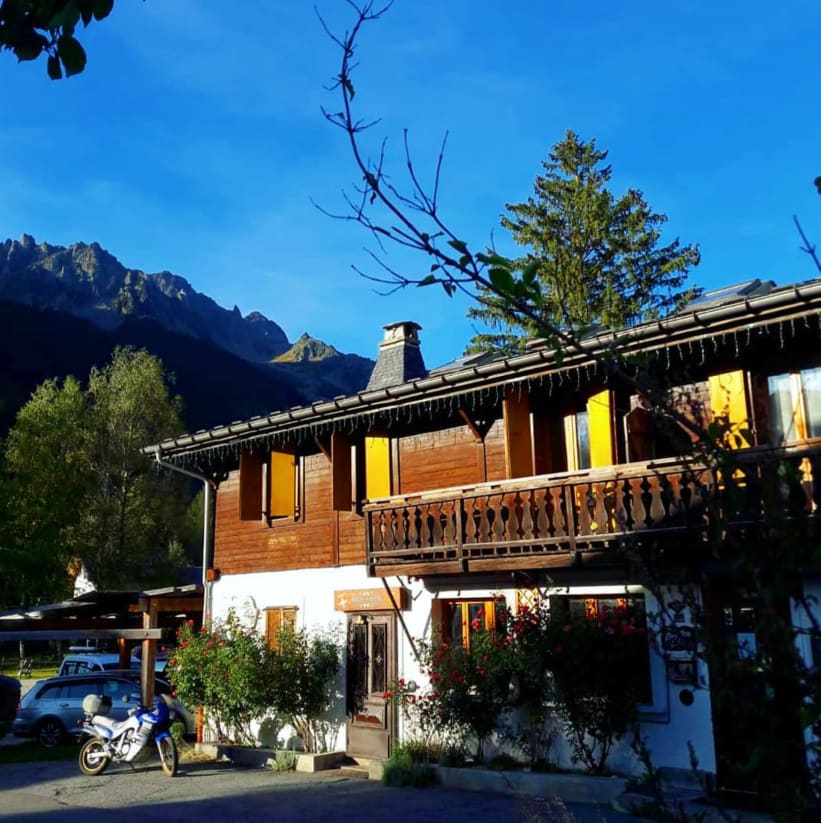 Hostel Image