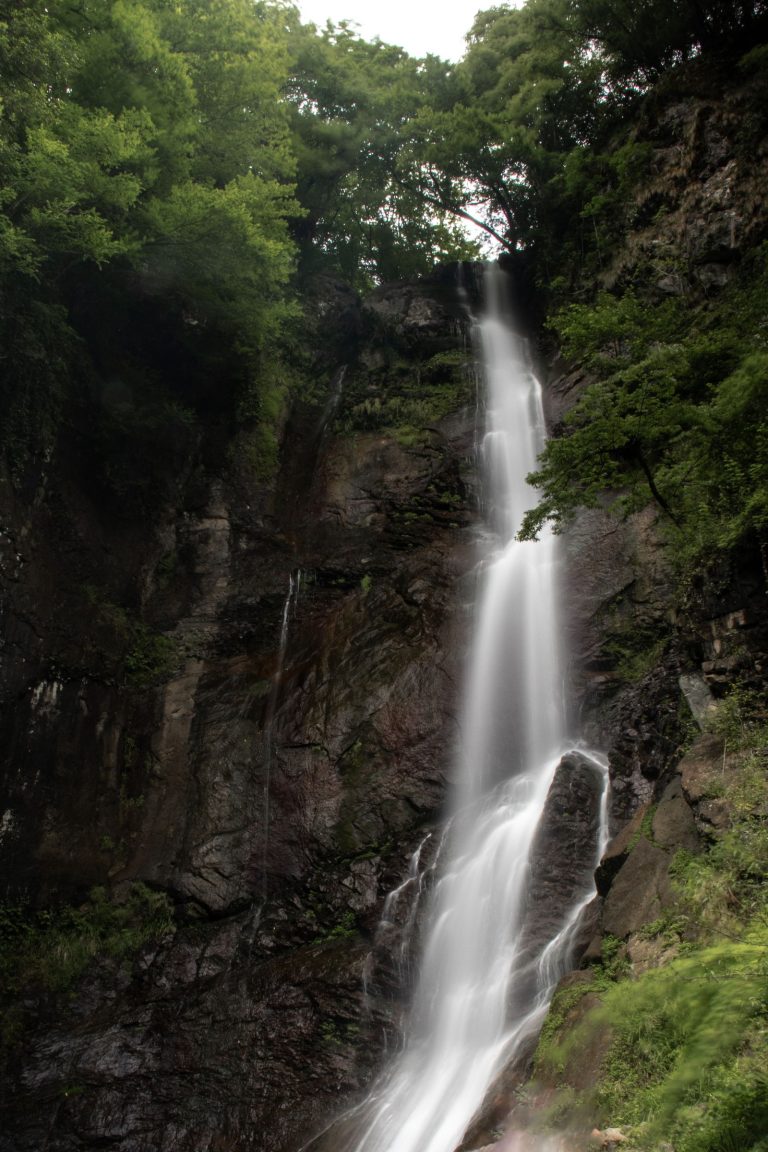 Makhuntseti waterfall