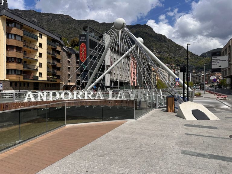 Andorra la Vella and Caldea