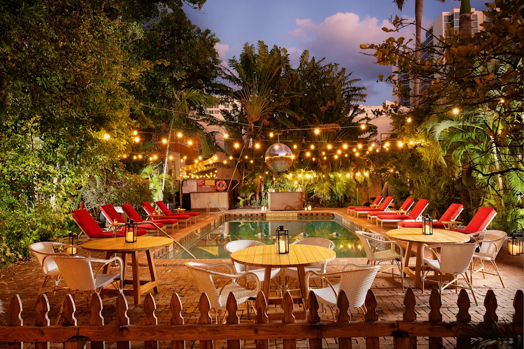 freehand miami hostel