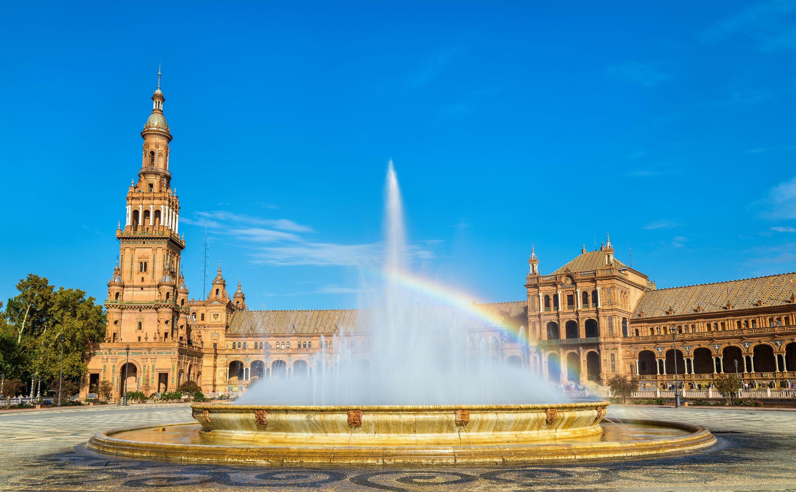 rainbow-in-the-fountain-at-the-plaza-de-espana-seville-andalusia-spain