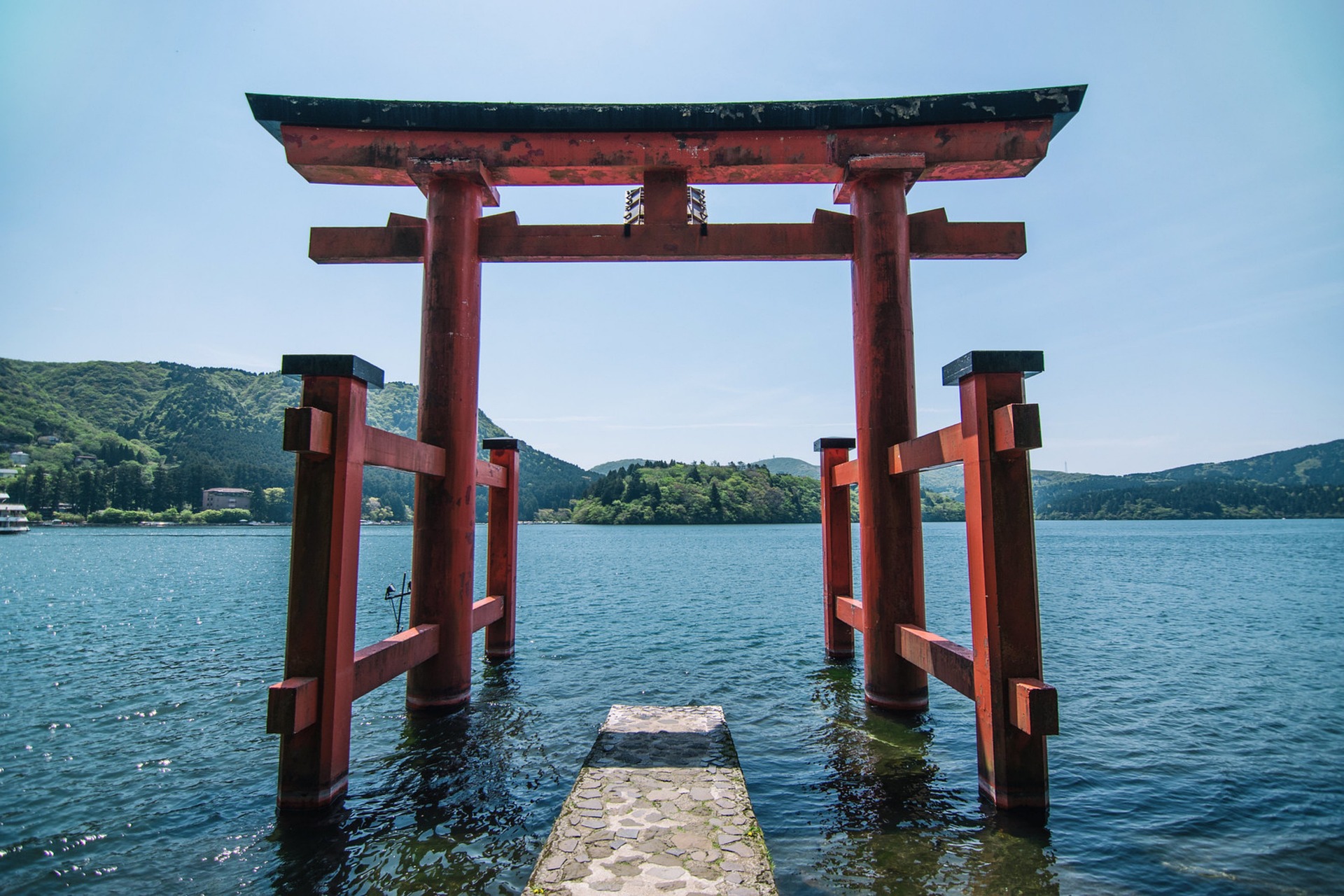 Lake Ashi in Hakone