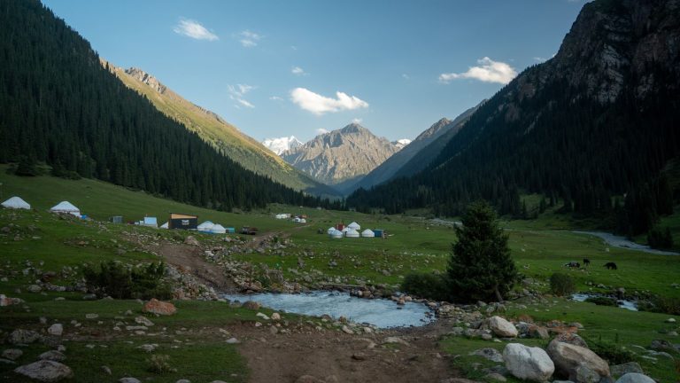 Ala Kul and Altyn Arashan