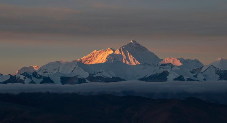 Everest flight