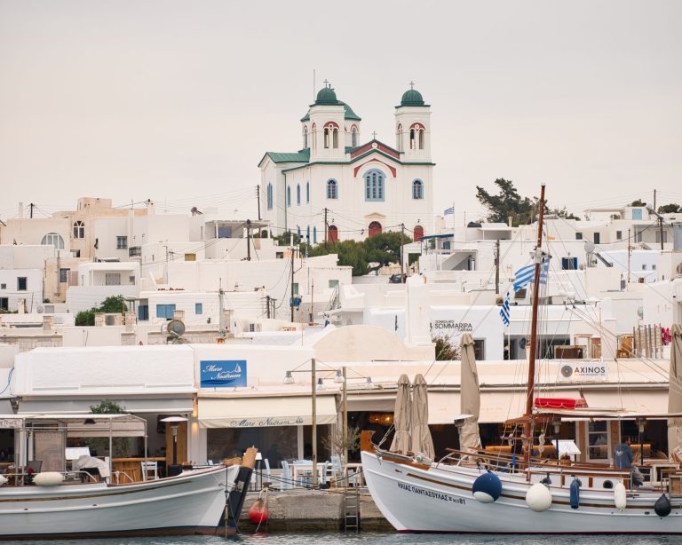 Paros