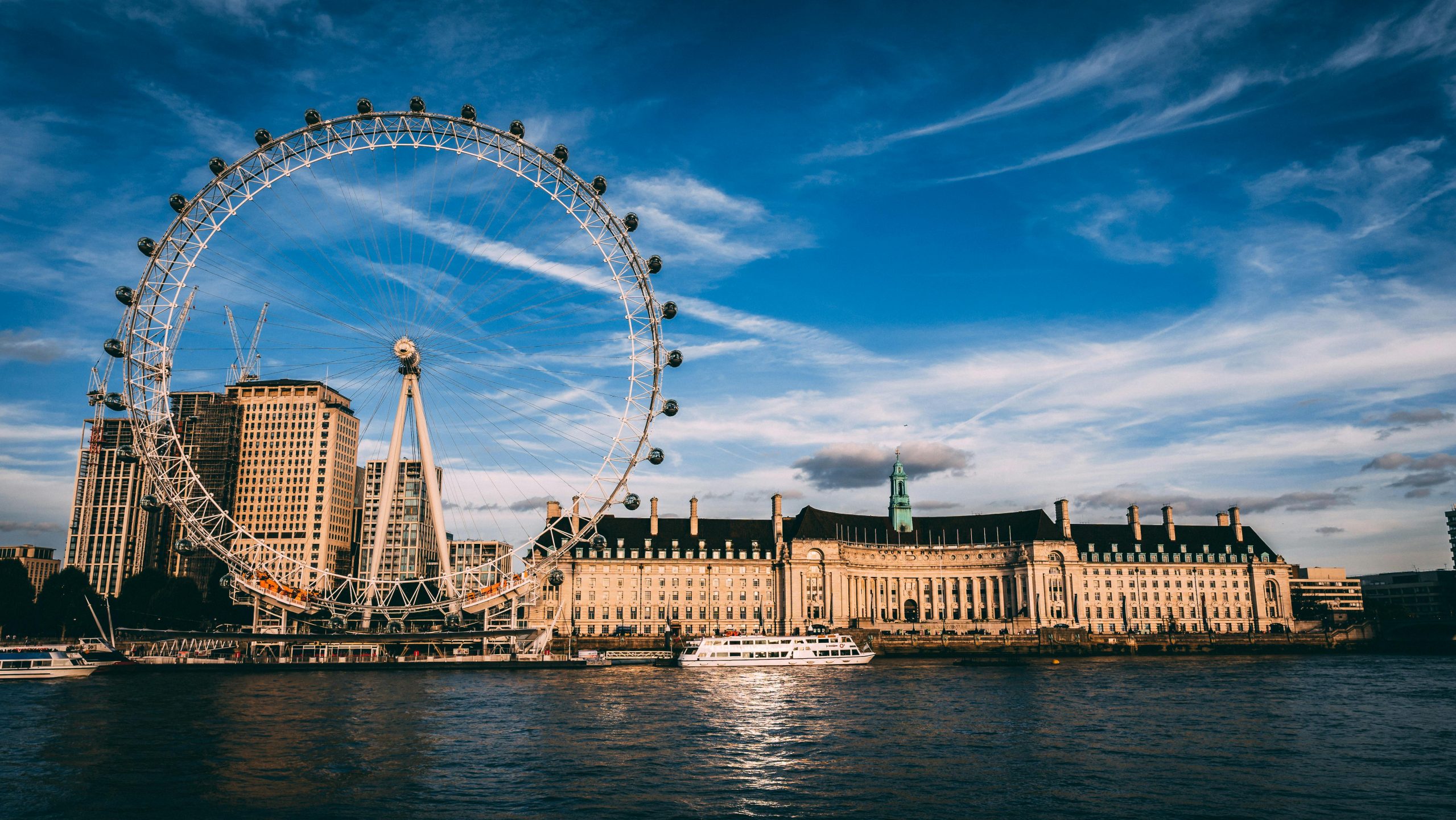 london uk, day trips from paris