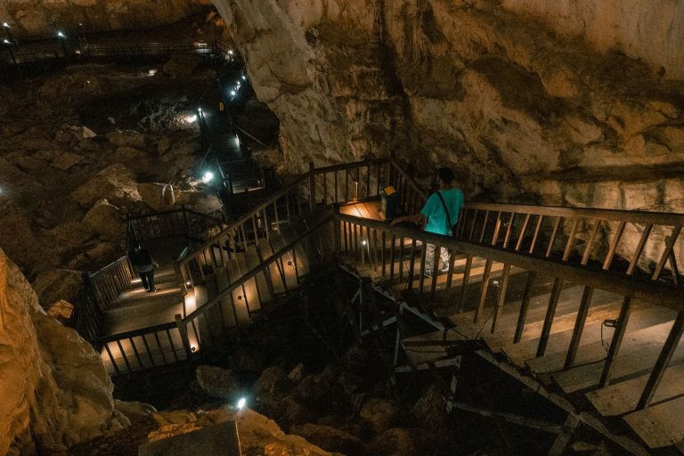 Paradise Cave