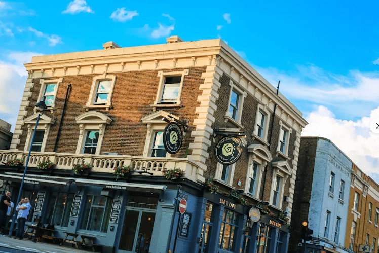 St Christophers Greenwich Hostel Outside View
