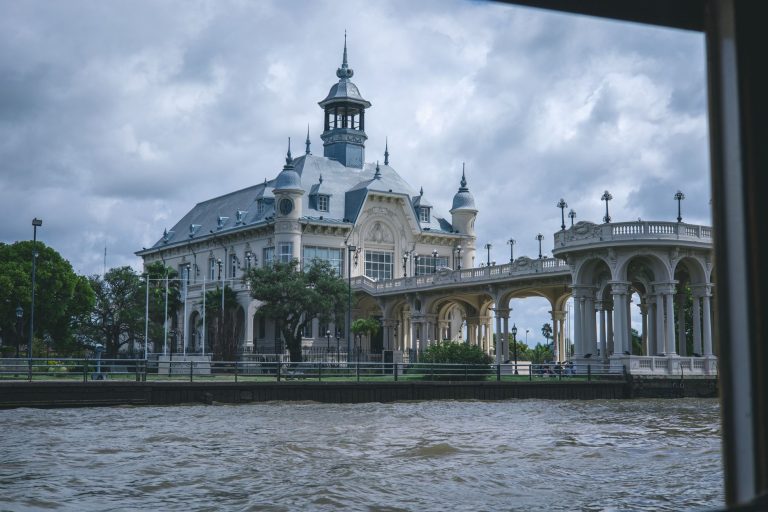 Tigre and the Paraná Delta