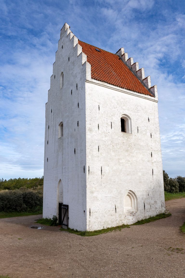 Tilsandede Kirke