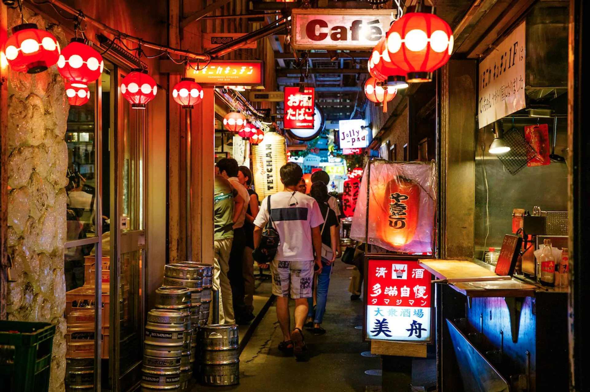 harmonika yokocho hidden gems in tokyo